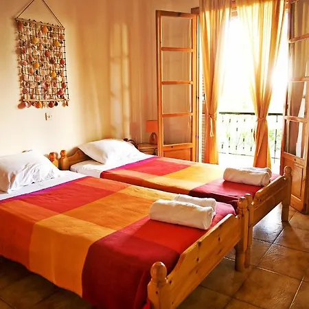 Apartament Theocharis *